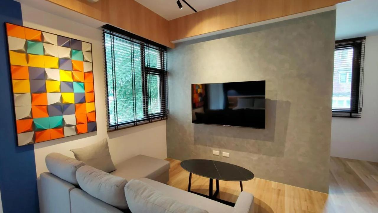 Riverbank Villa ll photo