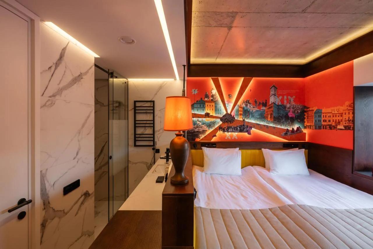 !FEST Hotel Rynok Square photo