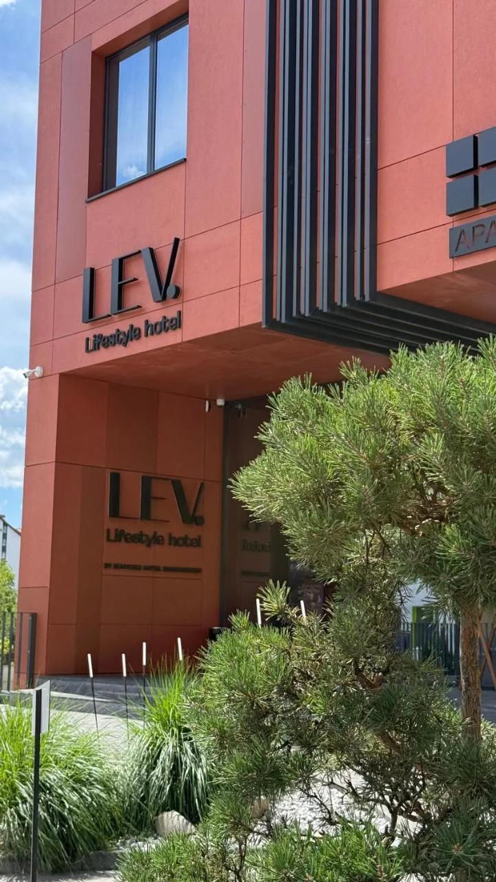 LEV Lifestyle Hotel - Maestro