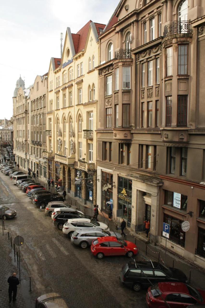 LVIV WALL STREET APT photo