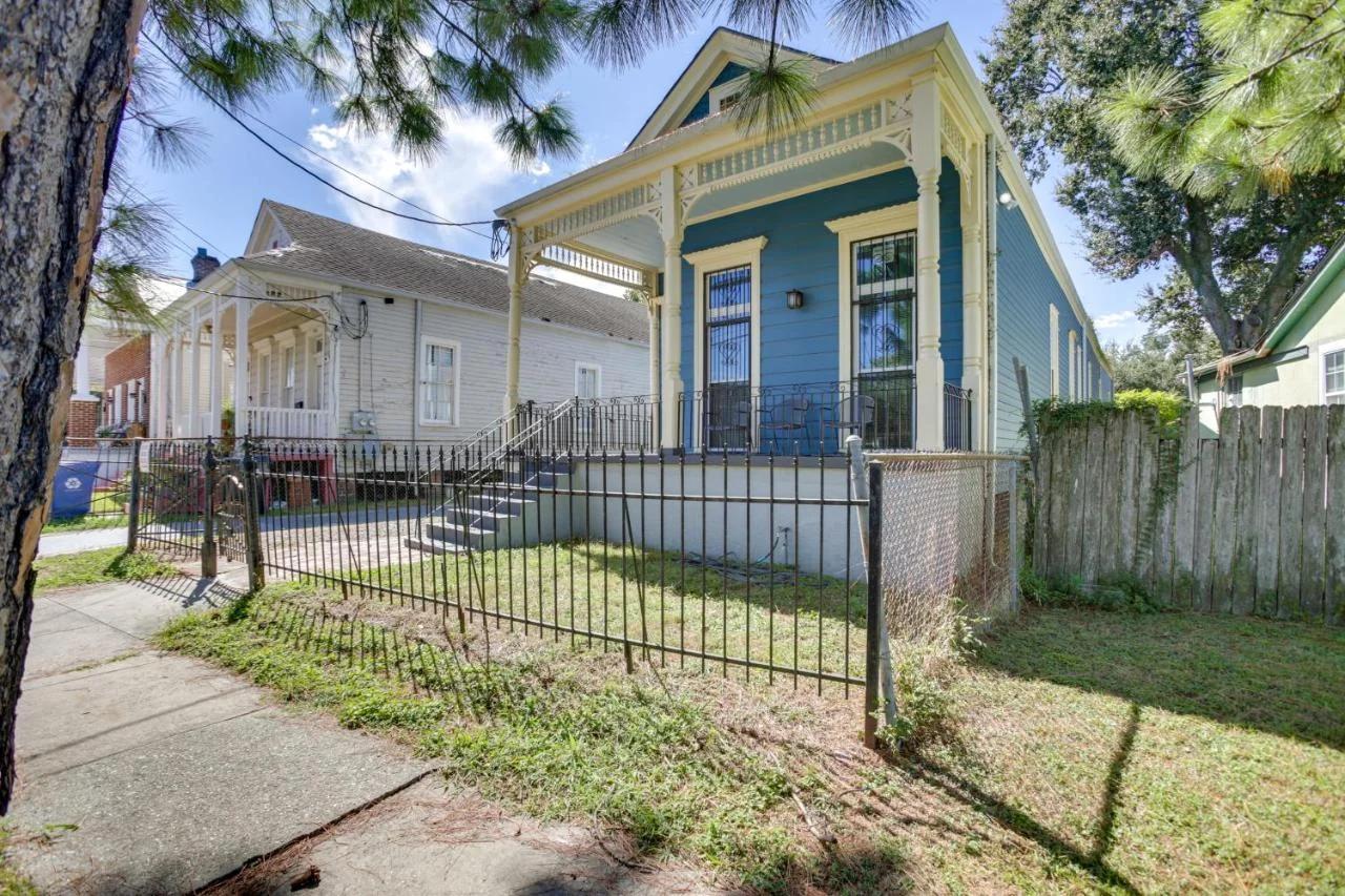 2 Mi to French Quarter: Walkable NOLA Home photo