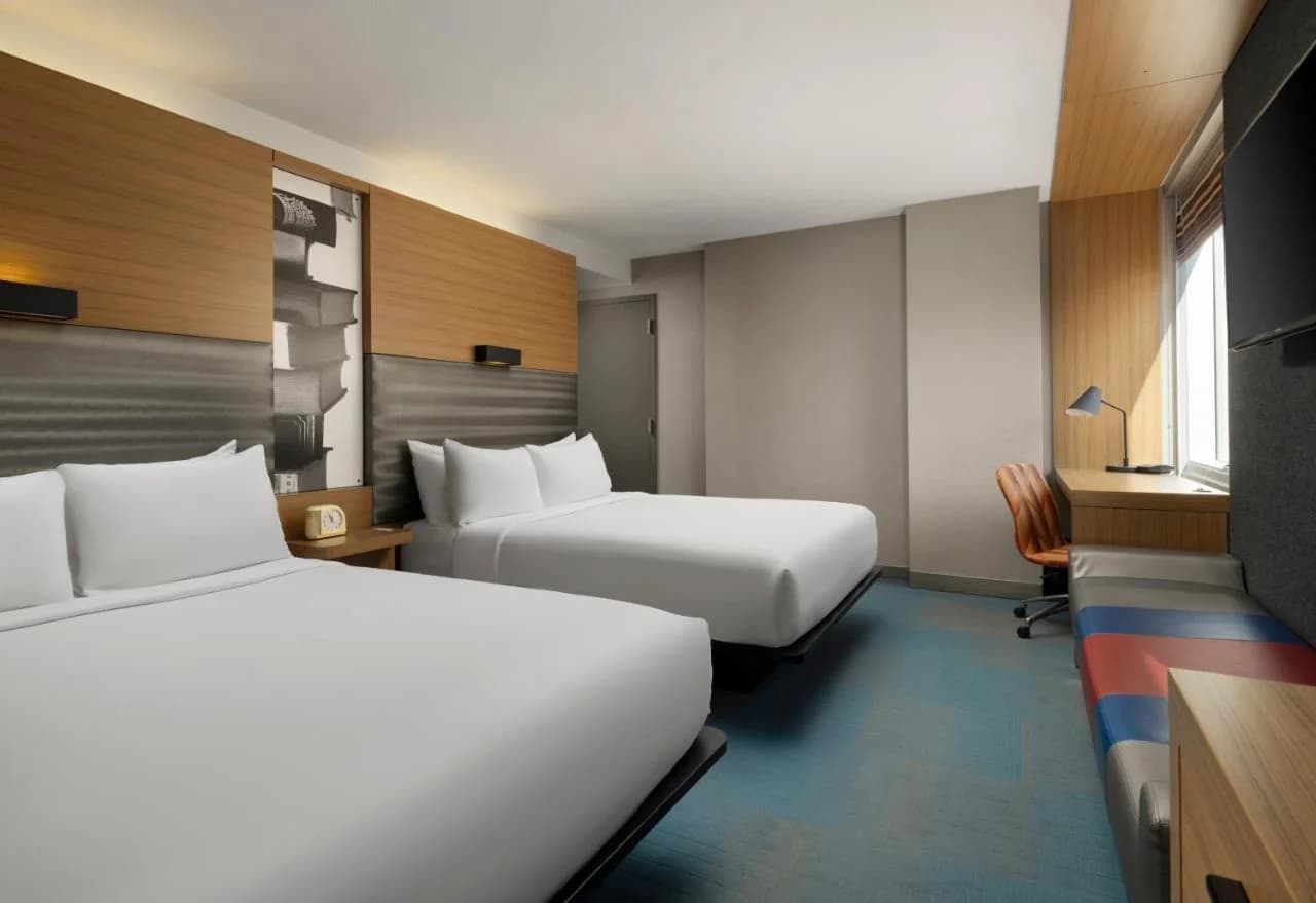 Aloft Chicago Downtown River North photo