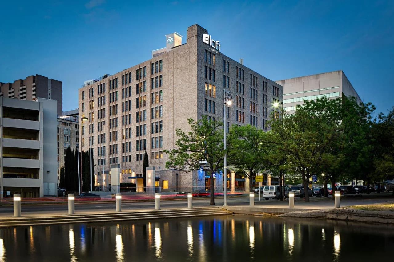 Aloft Dallas Downtown photo