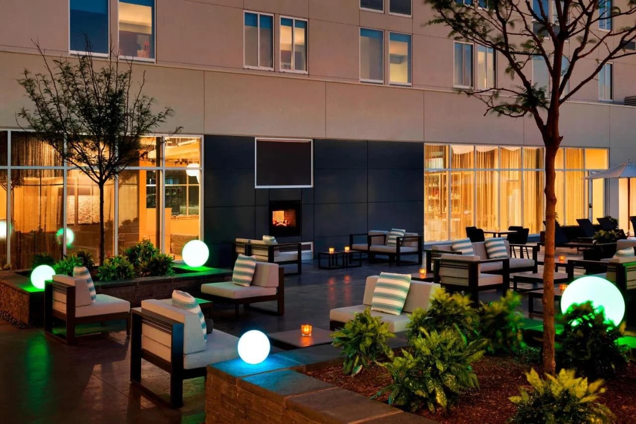 Aloft Dallas Love Field photo