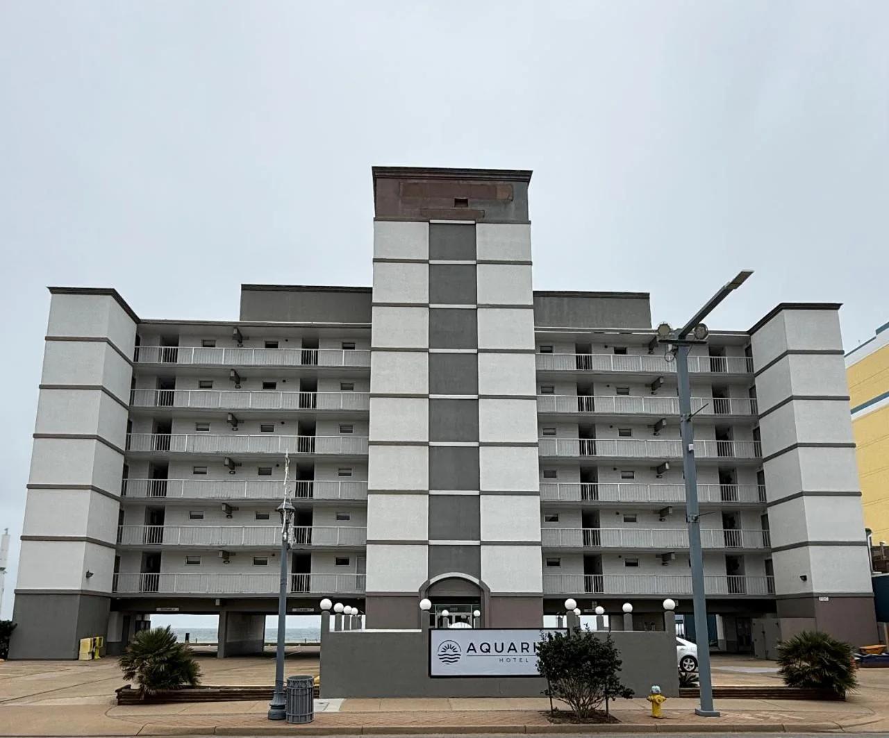 Aquarius Oceanfront Hotel