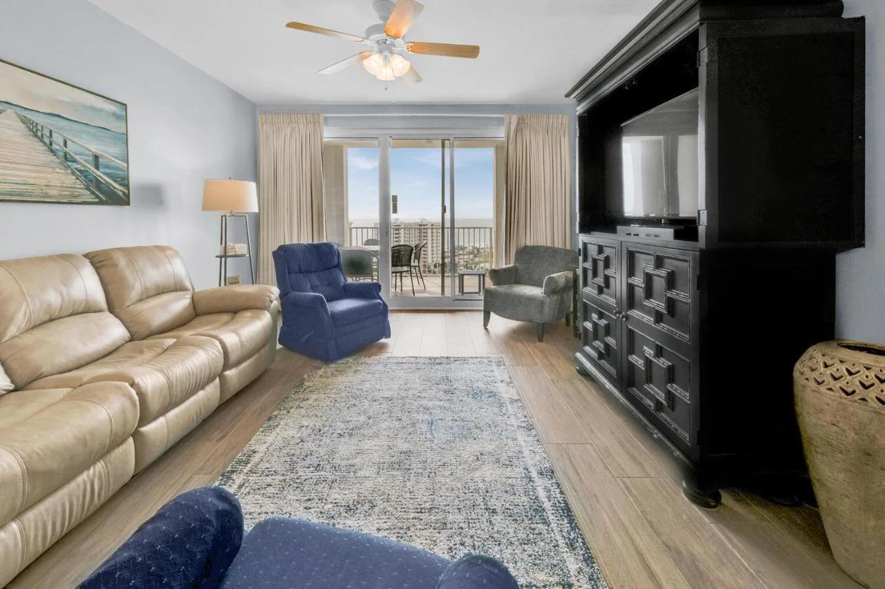 Ariel Dunes II 1502 photo