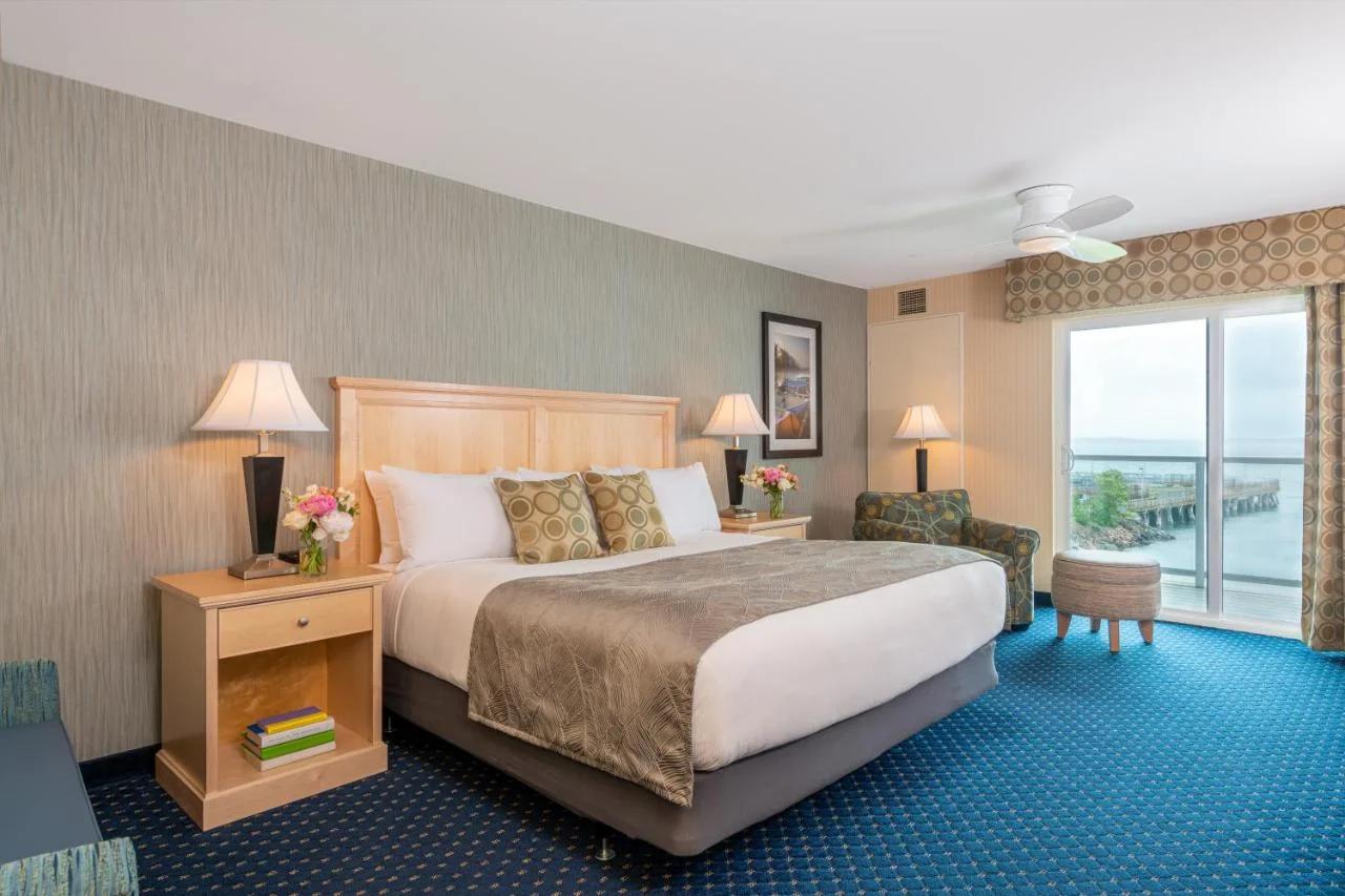 Atlantic Oceanside Hotel & Conference Center photo