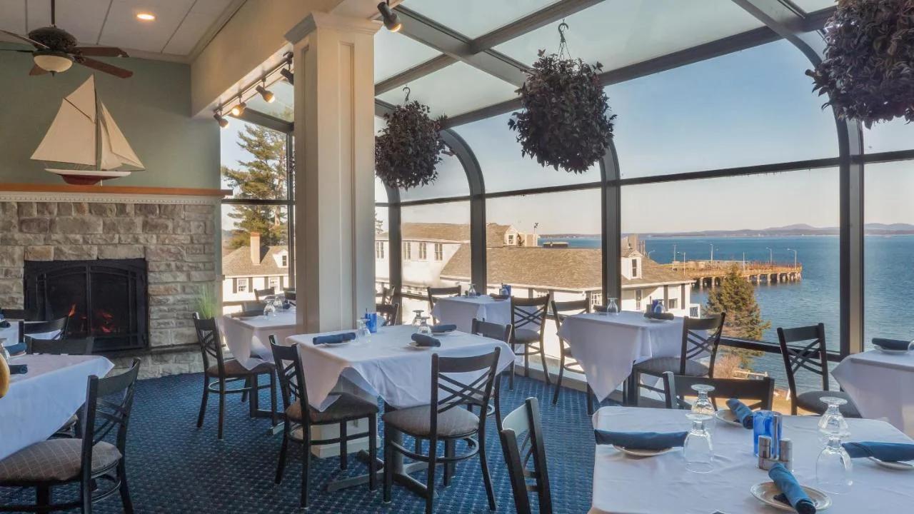 Atlantic Oceanside Hotel & Conference Center photo