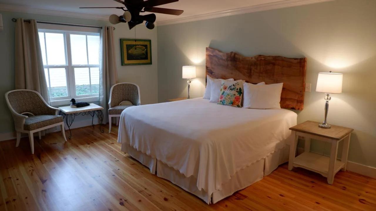 Beachview Inn and Spa photo