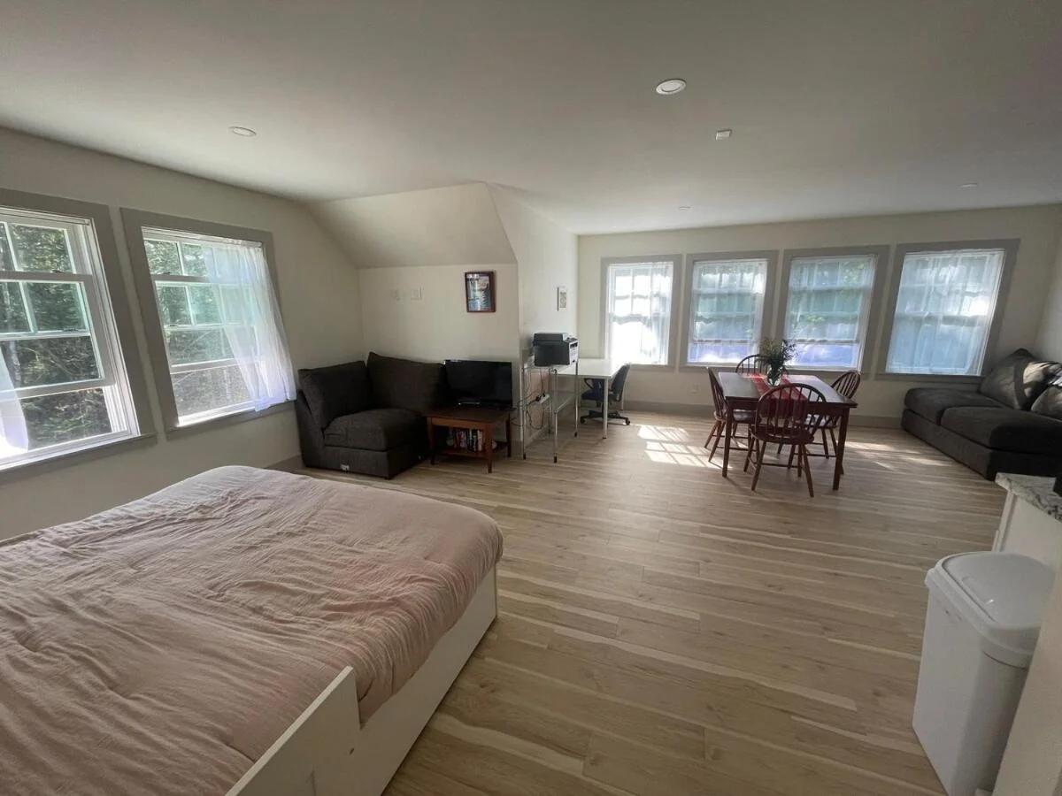 Blue HIll Apartment in the Woods photo