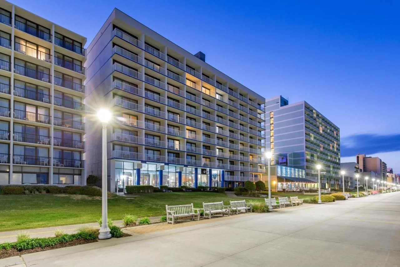 Coastal Hotel & Suites Virginia Beach - Oceanfront photo