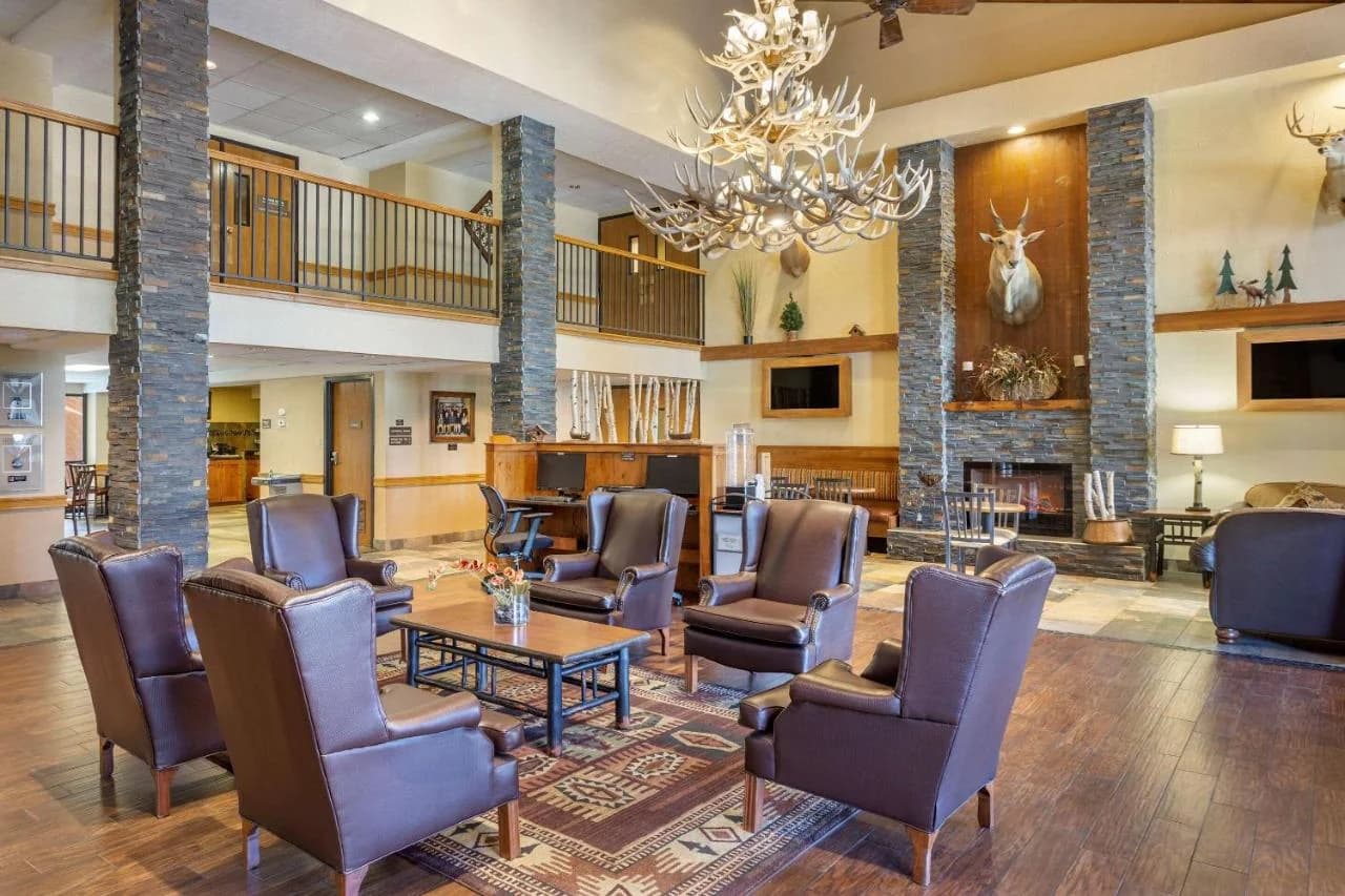 Comfort Inn at Thousand Hills photo