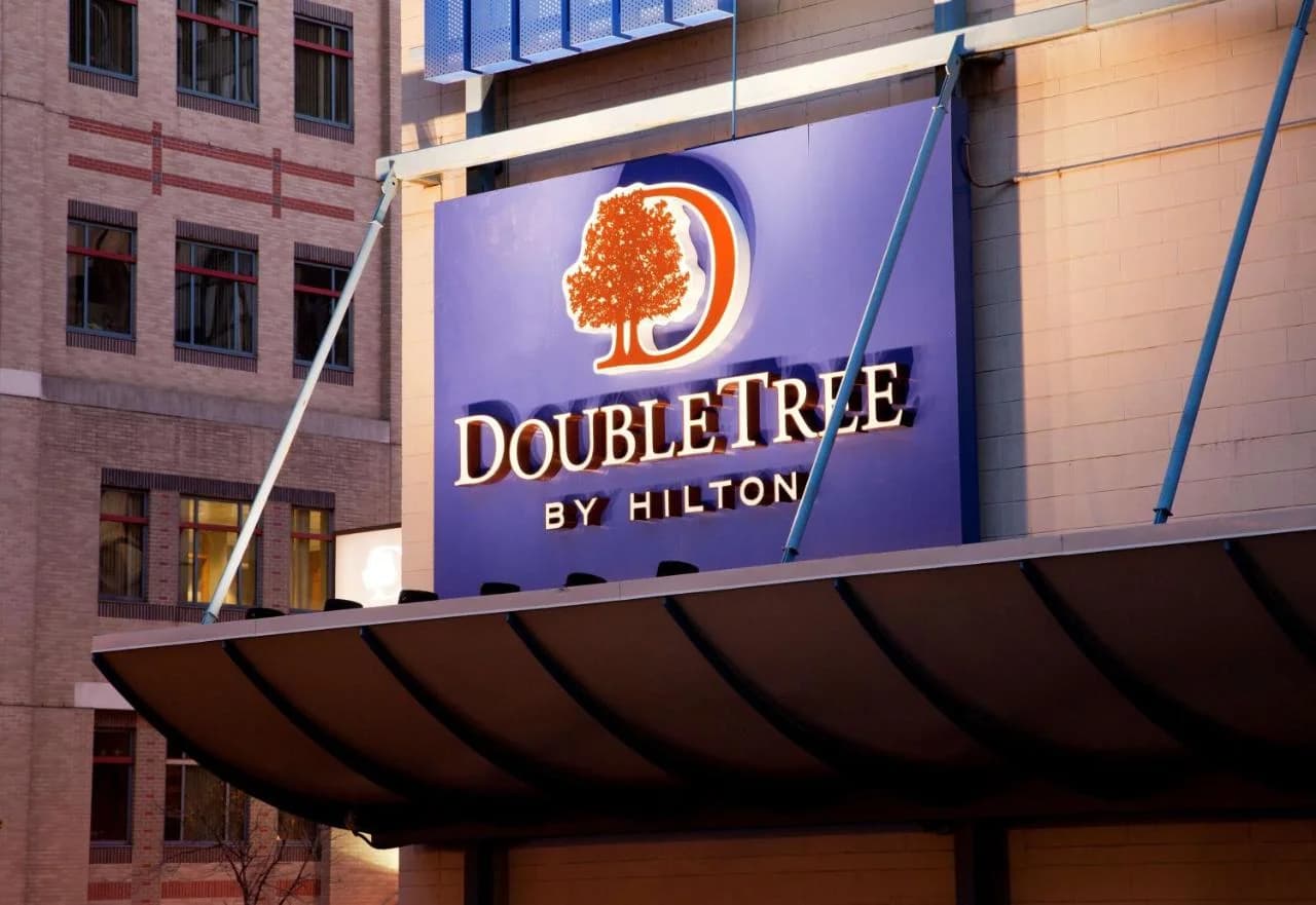 DoubleTree by Hilton Hotel Boston - Downtown photo