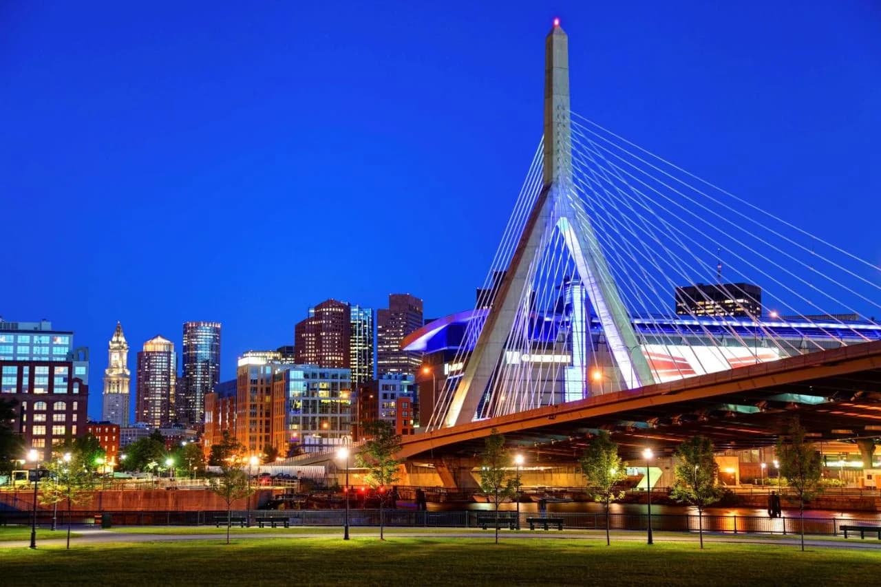 DoubleTree by Hilton Hotel Boston - Downtown photo