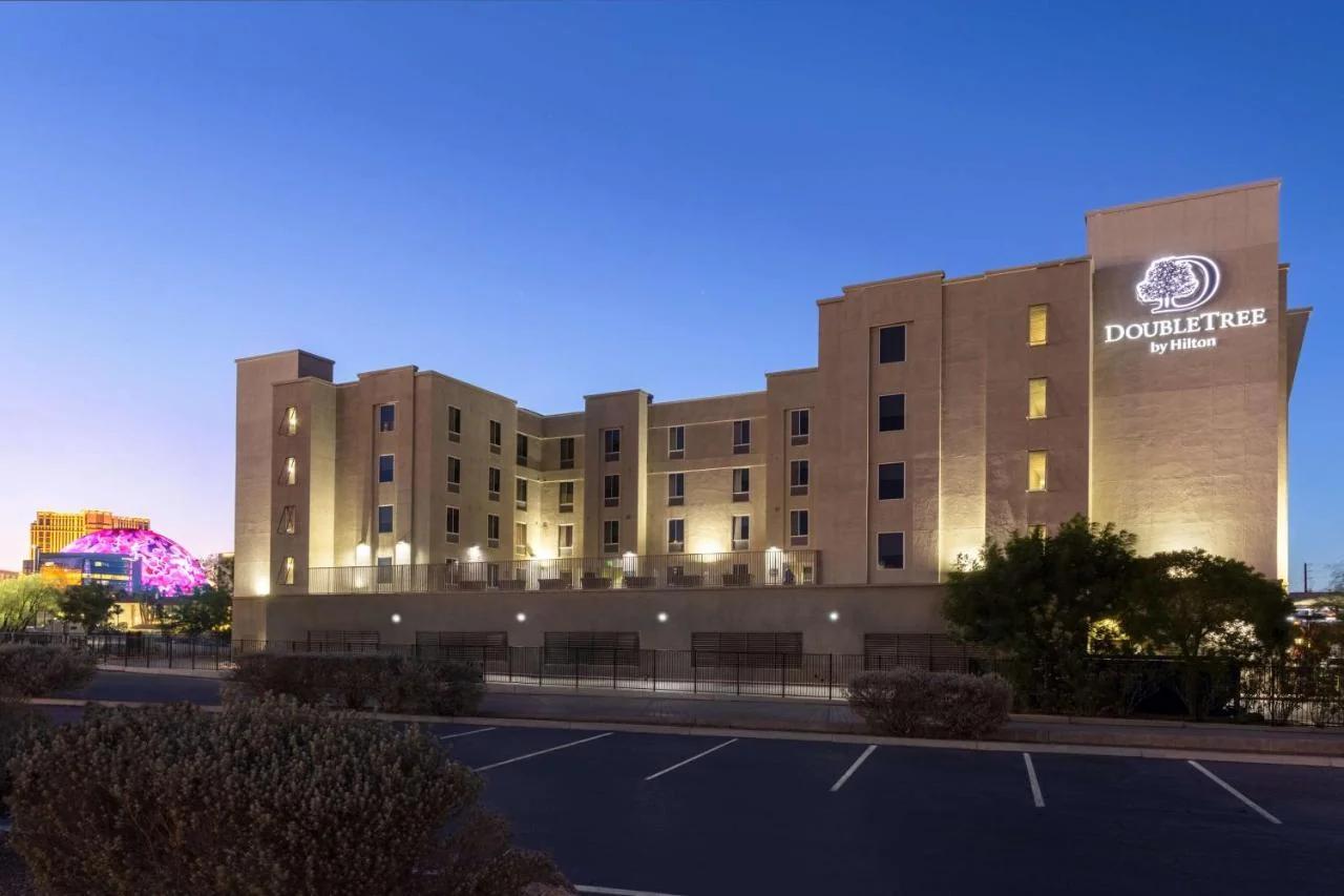 DoubleTree by Hilton Las Vegas East Flamingo photo