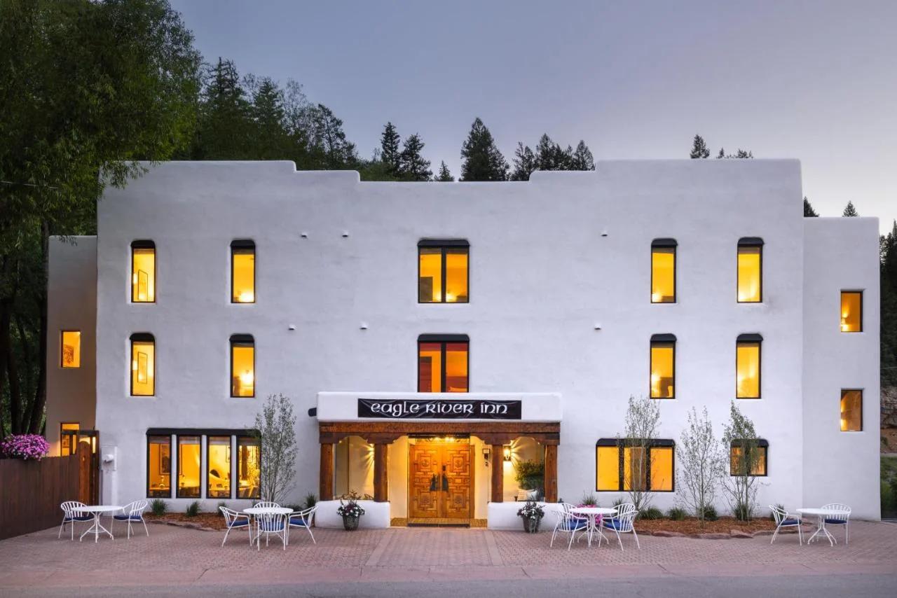 Eagle River Inn