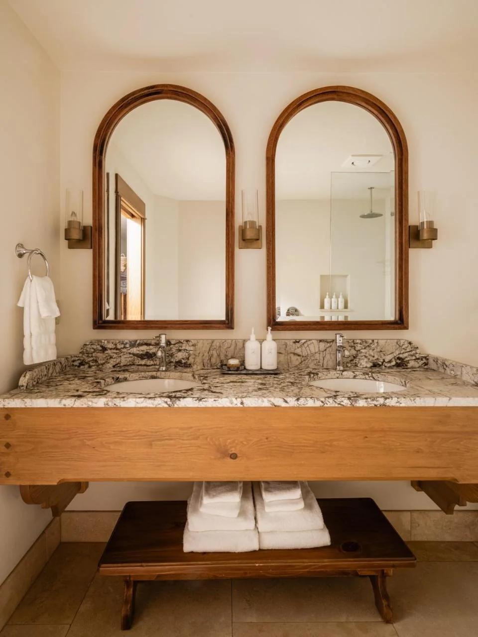 Enzian Inn photo