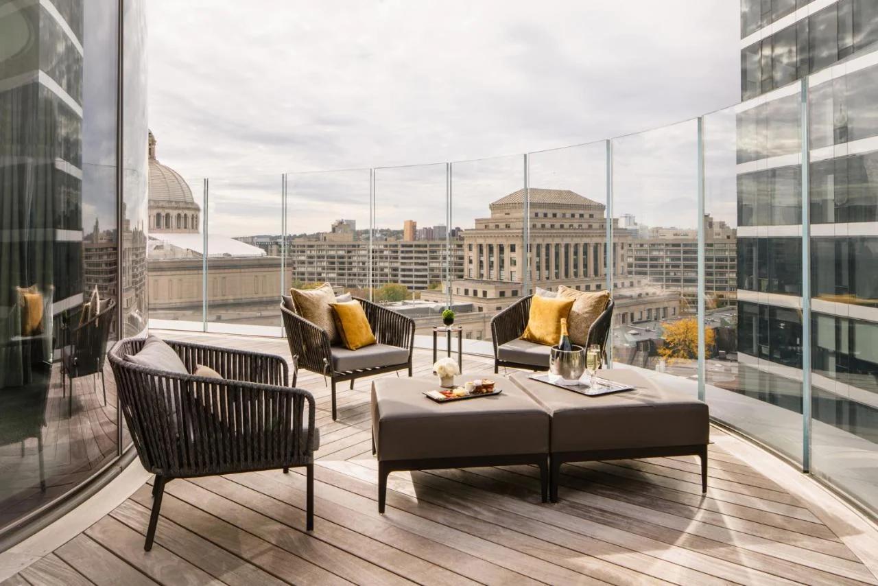 Four Seasons Hotel One Dalton Street, Boston photo