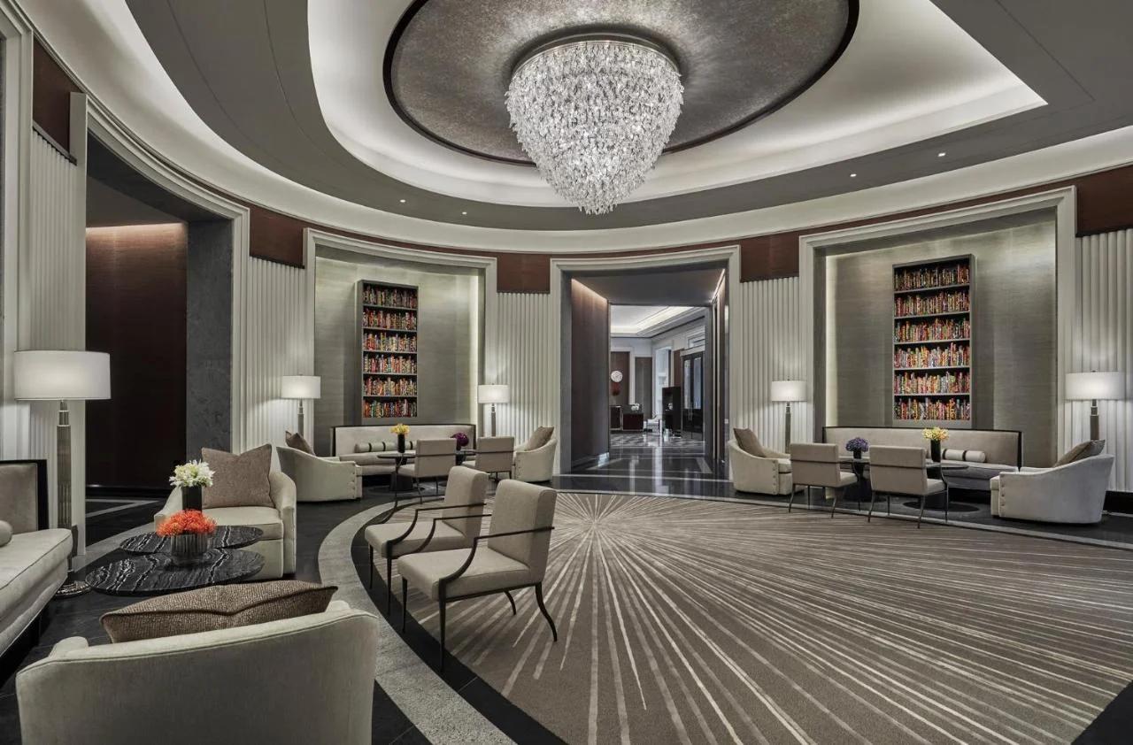 Four Seasons Hotel One Dalton Street, Boston photo