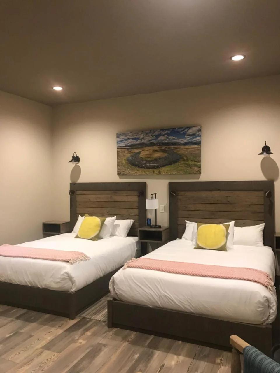 Golden Stone Inn photo