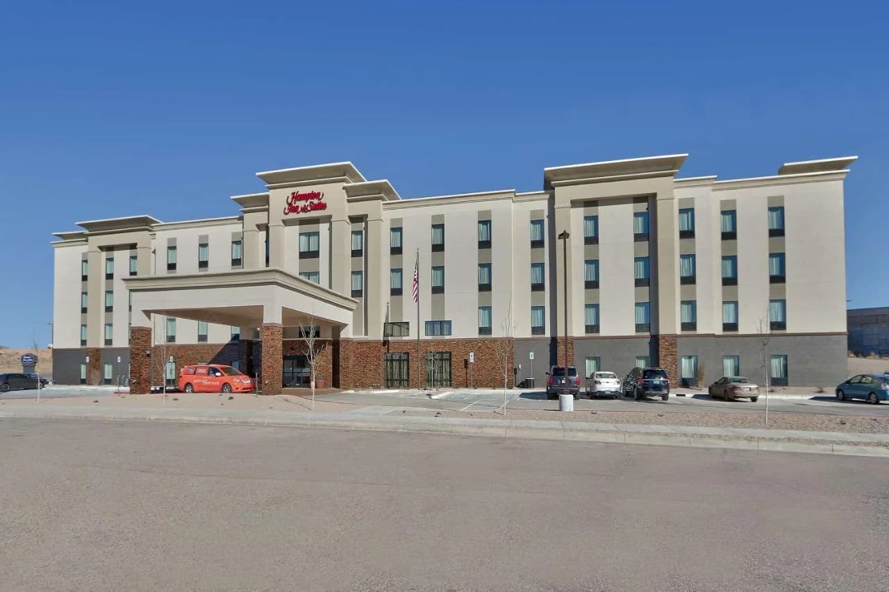 Hampton Inn & Suites Albuquerque Airport photo