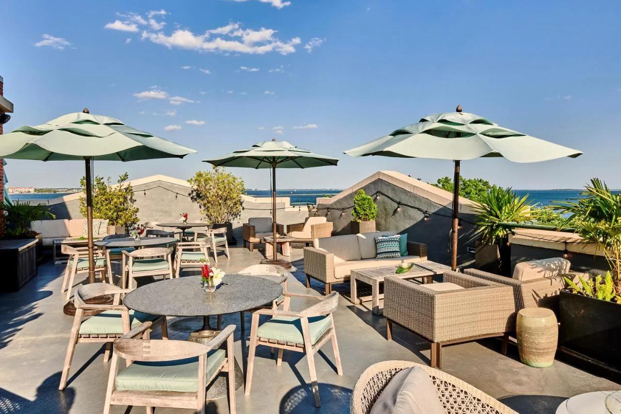 Harbourview Inn photo