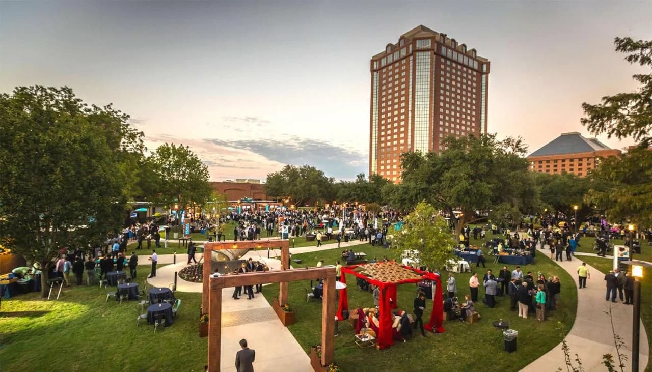 Hilton Anatole photo