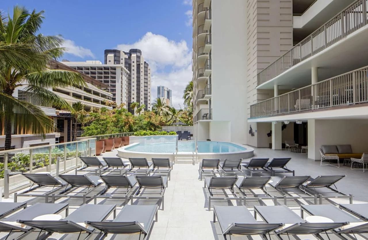 Hilton Garden Inn Waikiki Beach photo