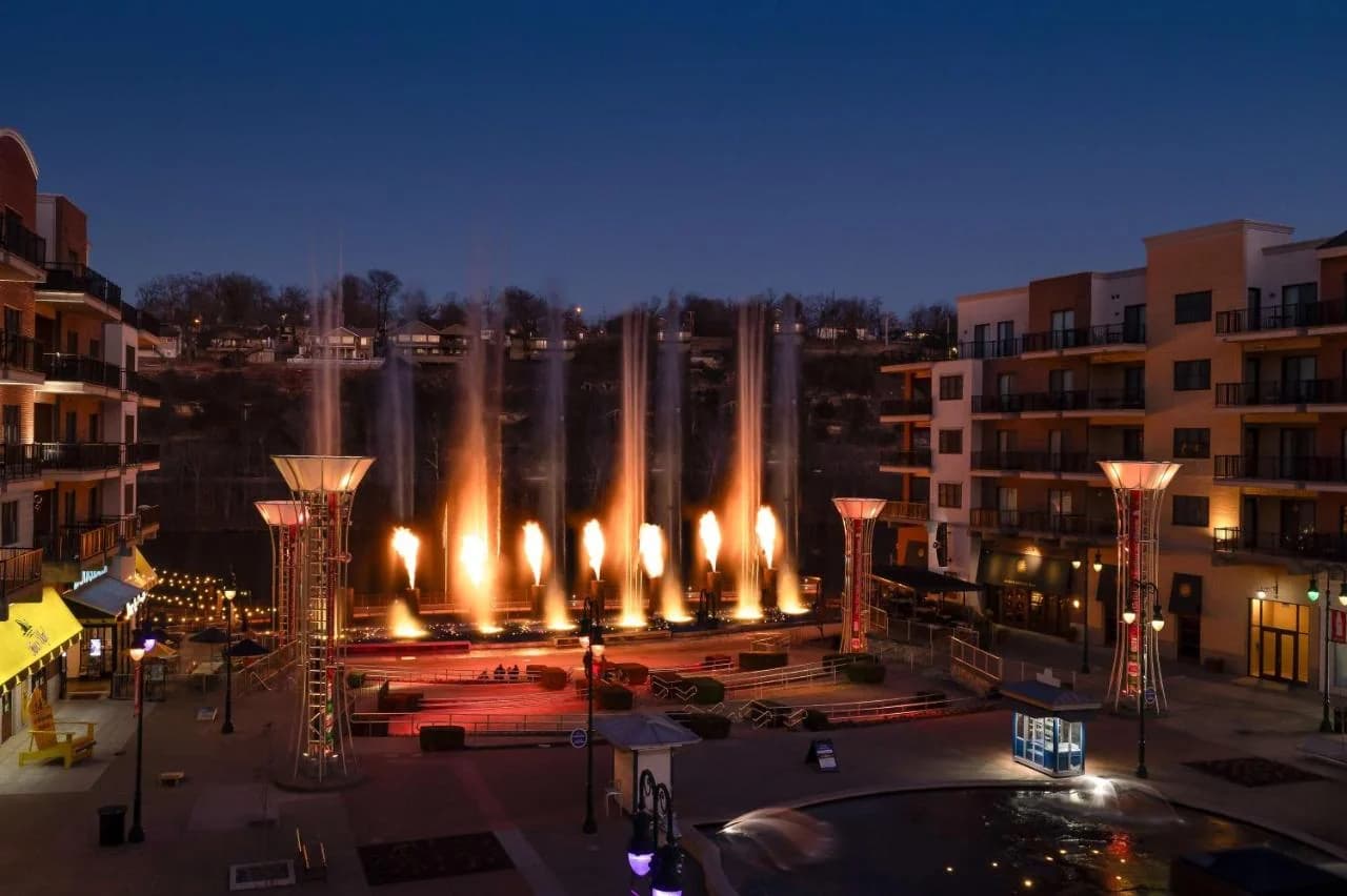 Hilton Promenade Branson Landing photo