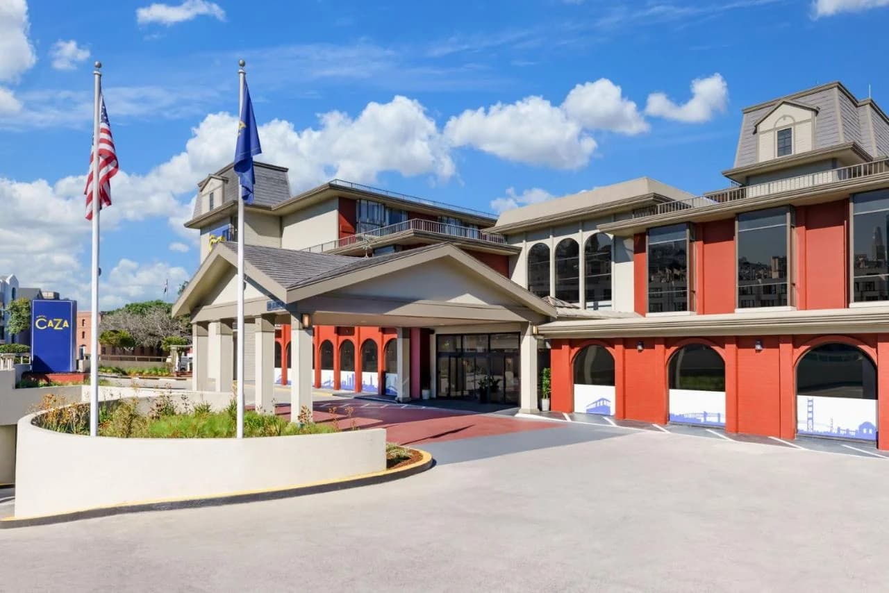 Hotel Caza photo