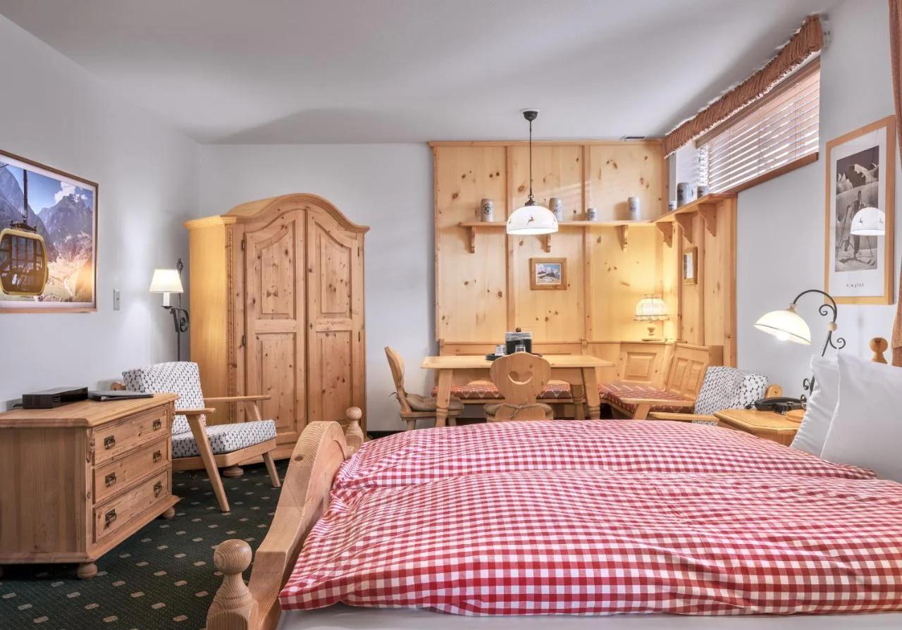 Hotel Pension Anna photo