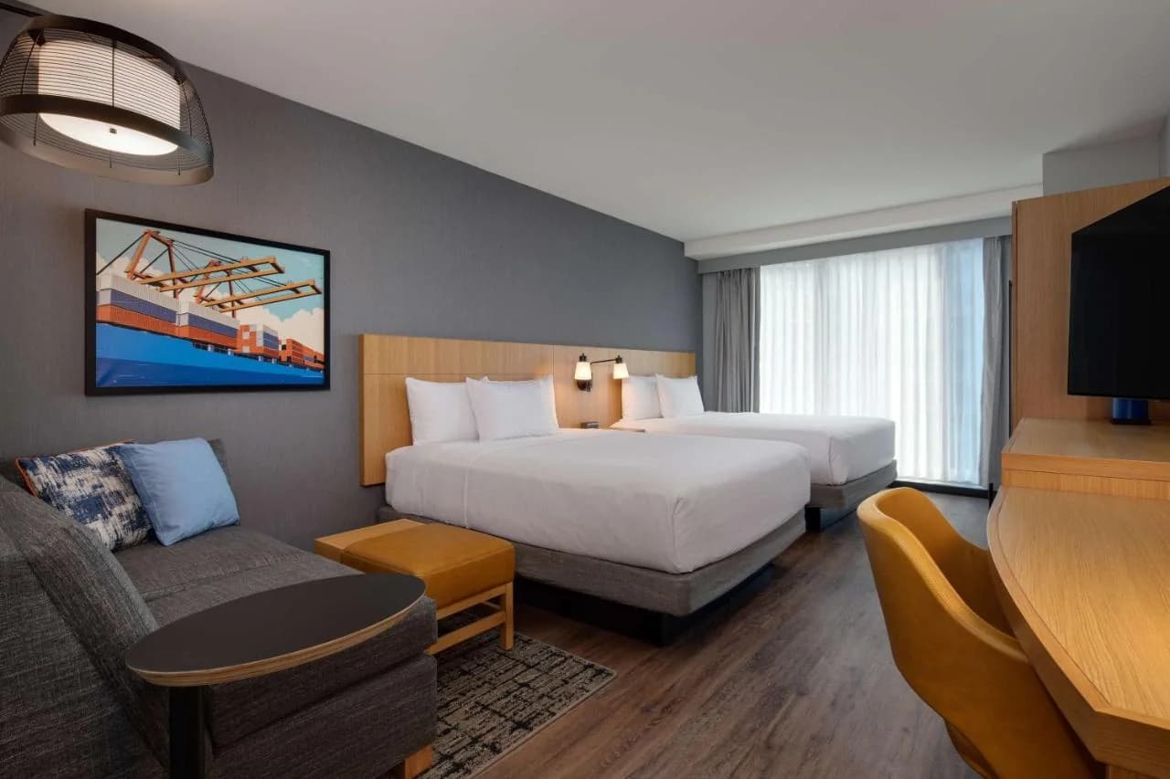Hyatt Place Boston/Seaport District photo