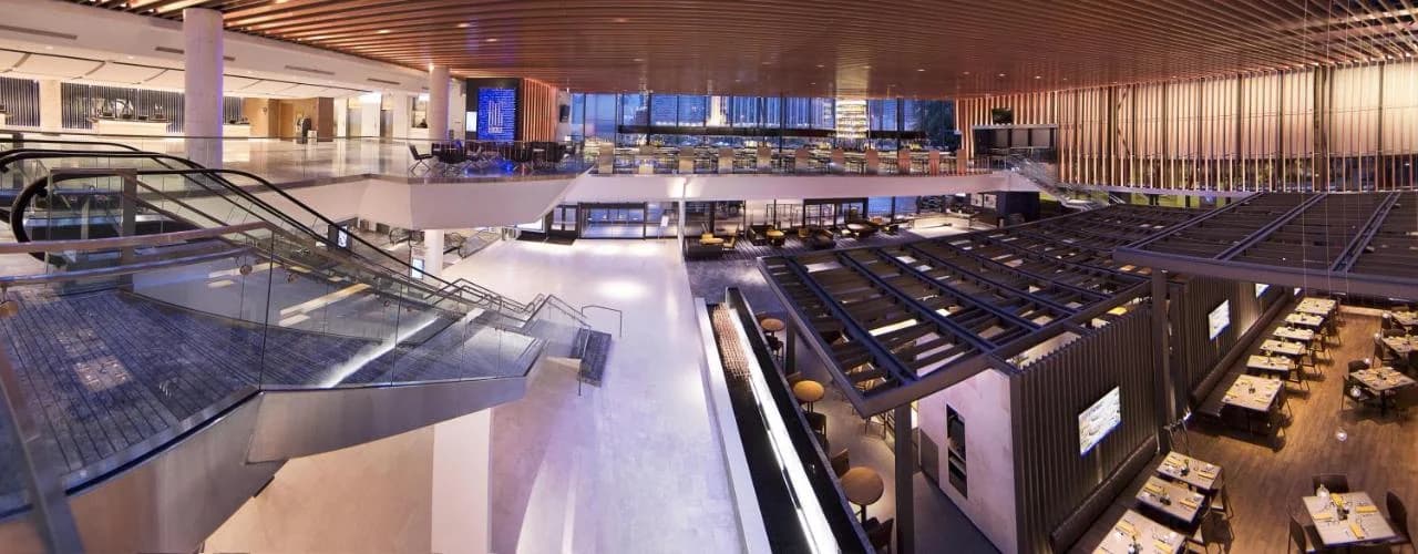 Hyatt Regency Chicago photo