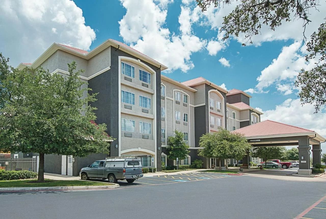 La Quinta by Wyndham San Antonio Northwest photo