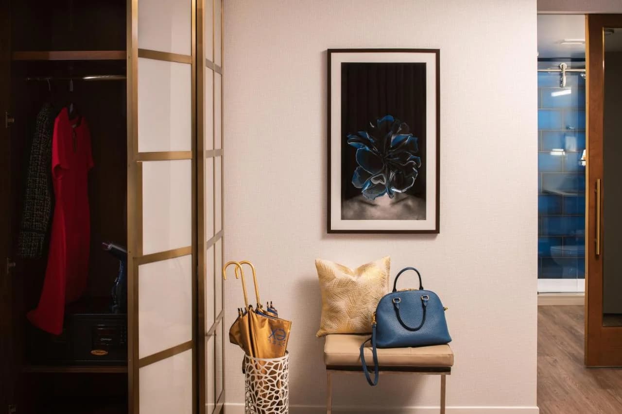 Le Meridien Essex Chicago photo