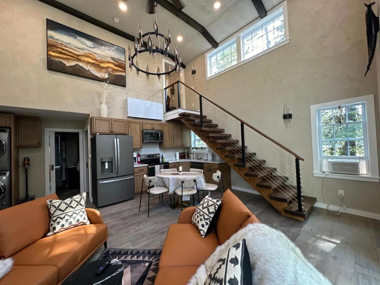 Luxury cabin vc home 2bd 2bath photo