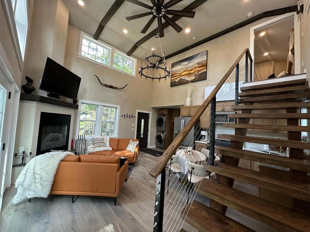 Luxury cabin vc home 2bd 2bath photo