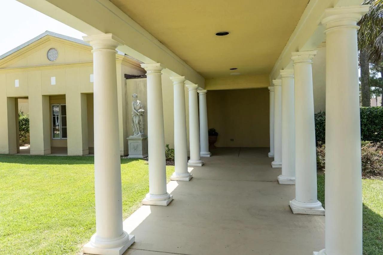 McCollough Institute Villas photo