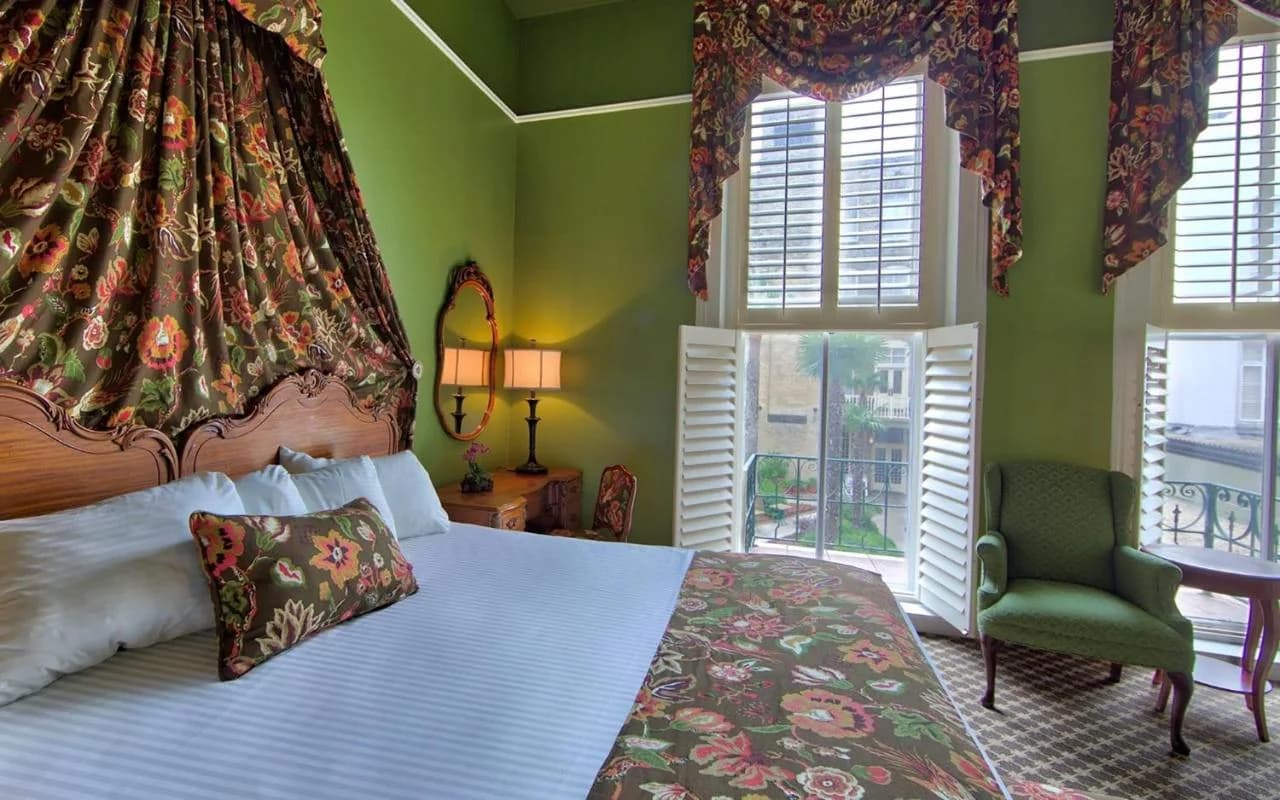 Menger Hotel photo