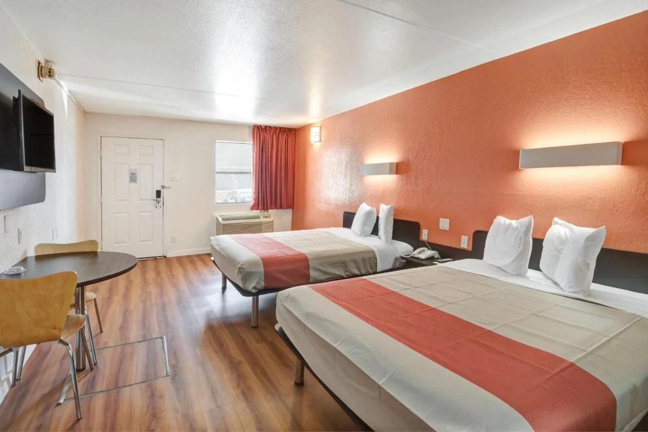 Motel 6-Dallas, TX - Forest Lane foto