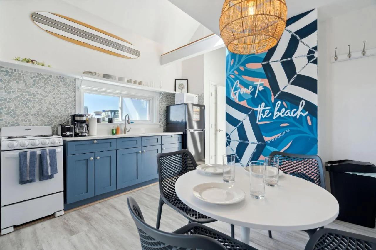 Ocean Views Newly Renovated Private Balcony photo
