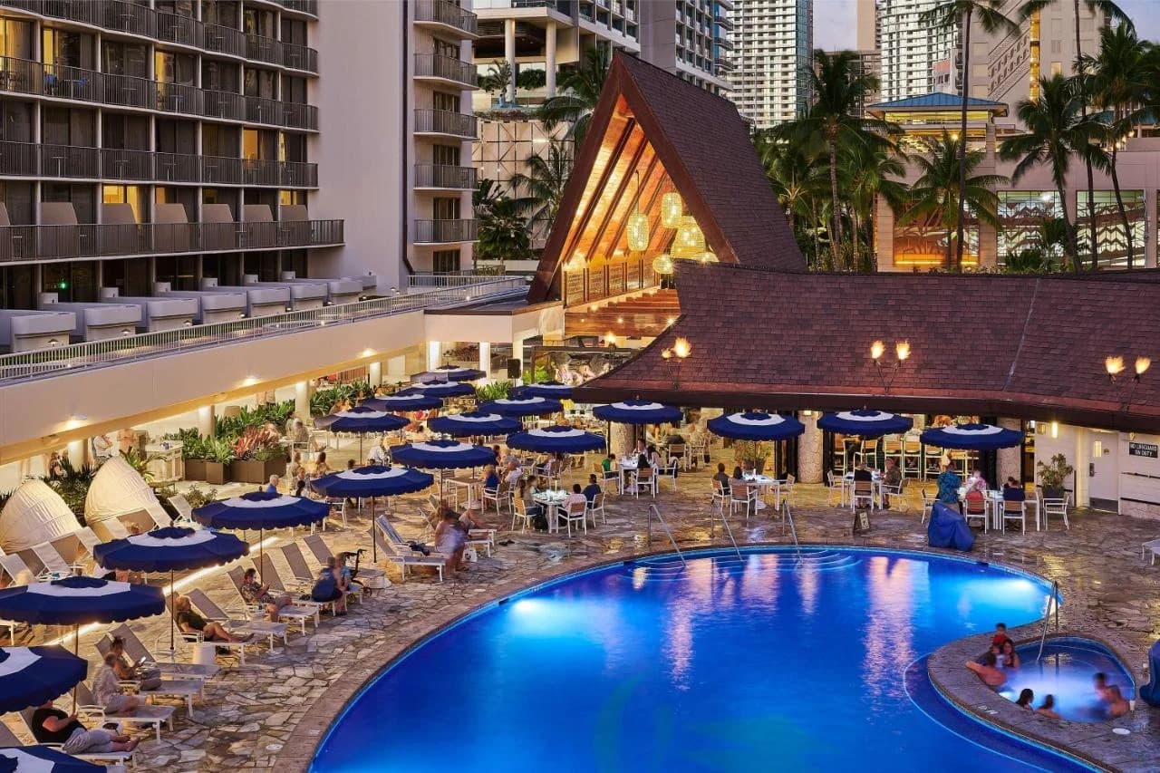 OUTRIGGER Reef Waikiki Beach Resort photo