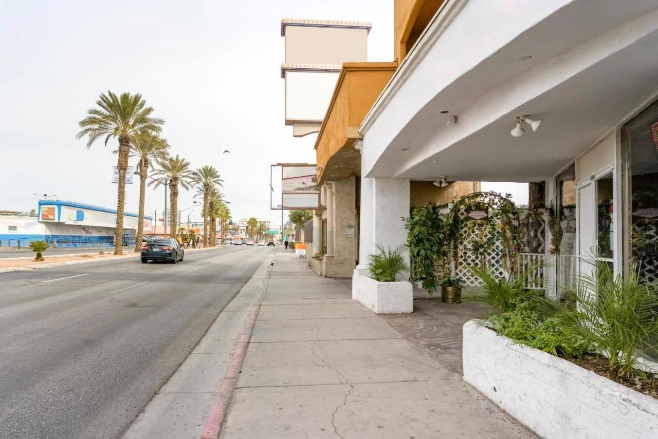 OYO Oasis Motel Las Vegas I-15 photo
