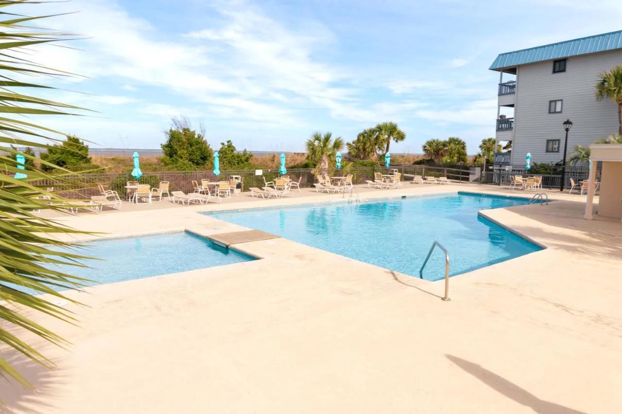Private Balcony - Beach - Pool and Pickleball foto
