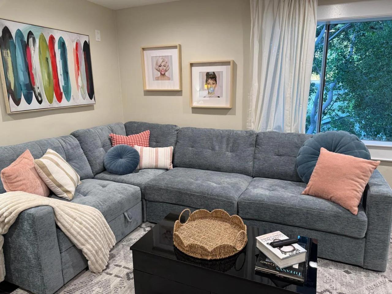 Private getaway in Studio City Hills universal photo