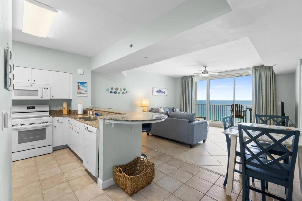 Renovated Beachfront 2BR 2BA, Free Beach Service photo