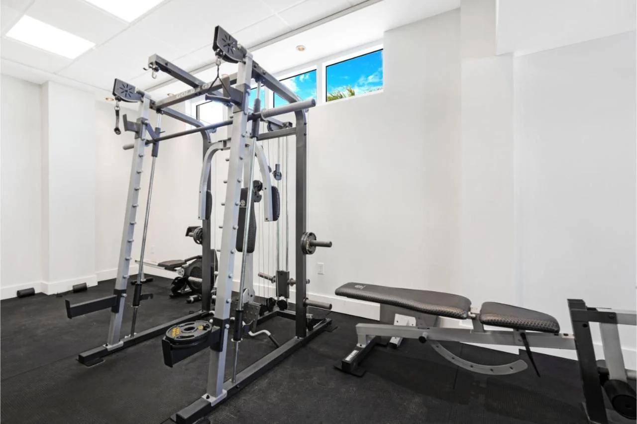 Roami at Sunny Isles photo