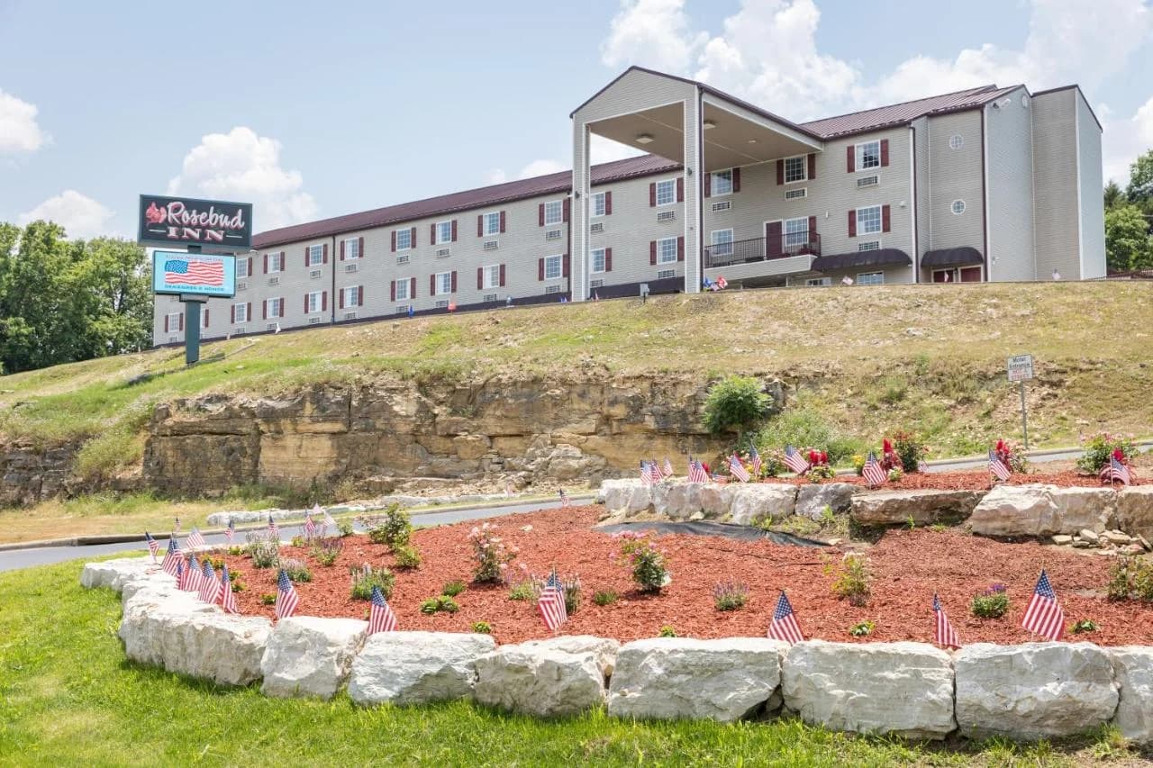 Rosebud Inn photo