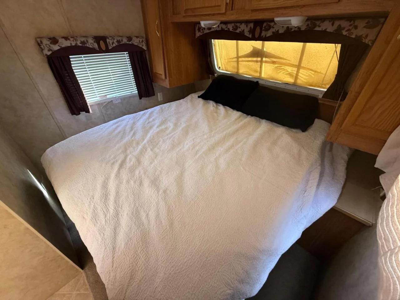 RV 2 min to Las Vegas Strip photo