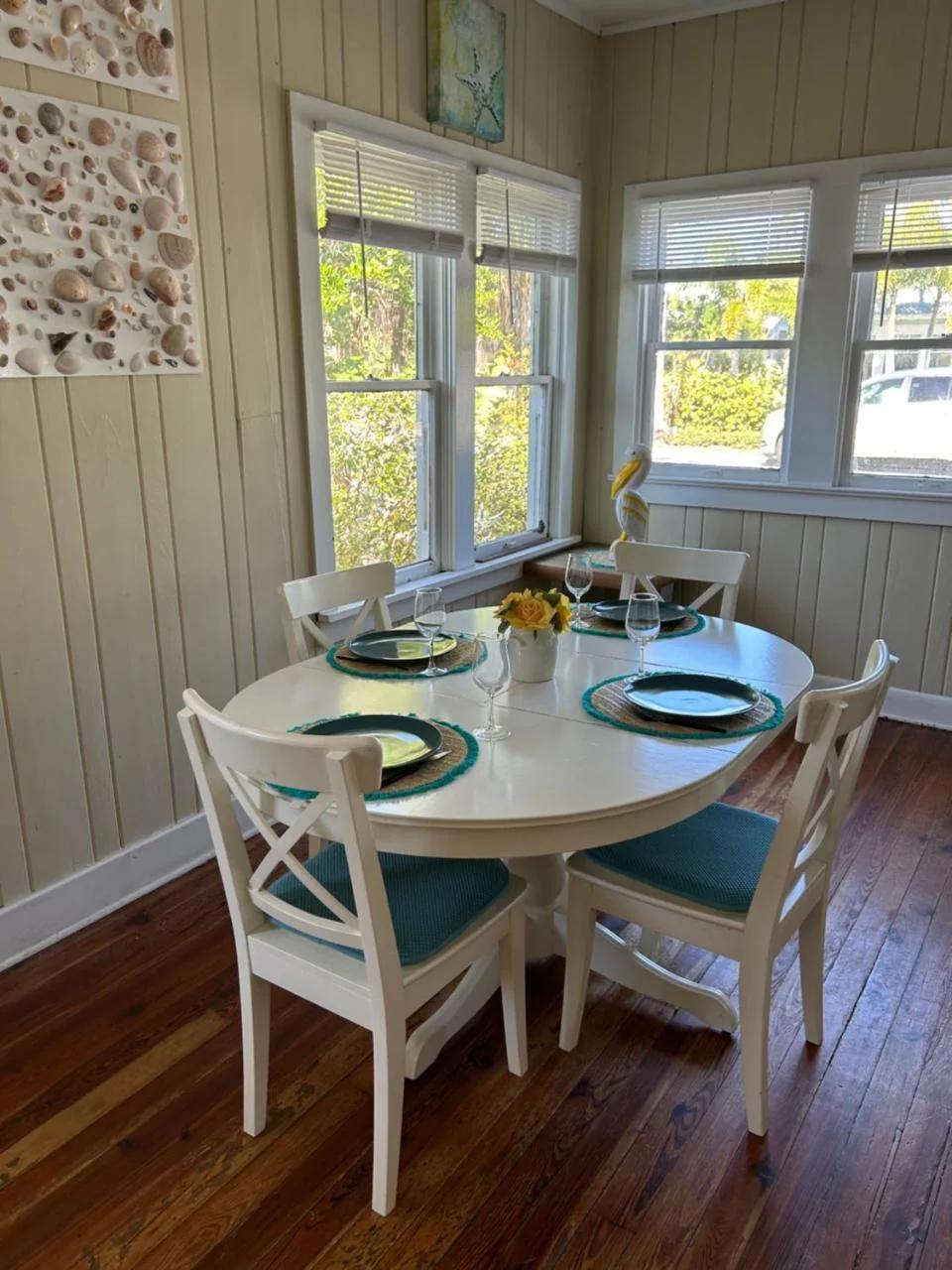 Seahorse Bungalow photo